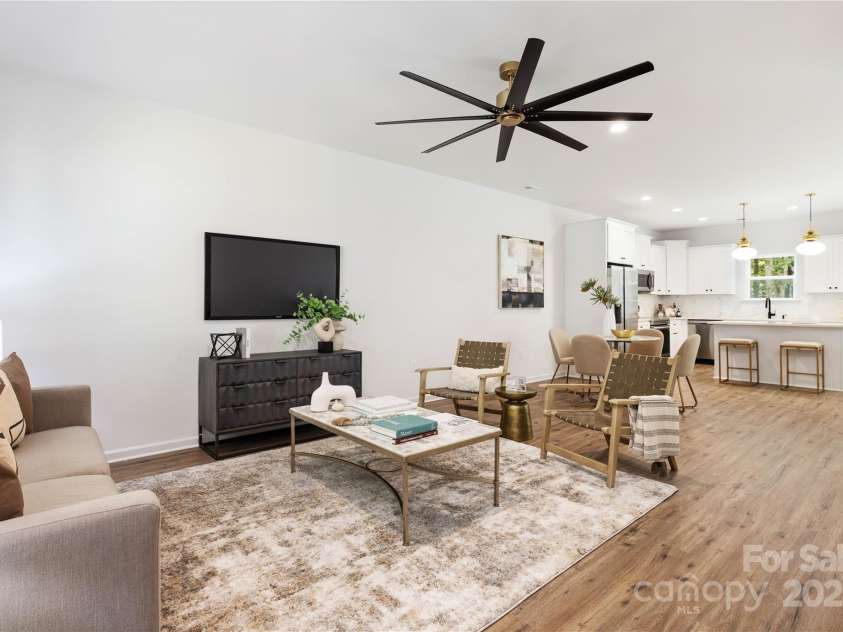 6524 Robert Street, Huntersville, NC 28078.  MLS# CAR4246721, YatesRealty ID 12827. Representation