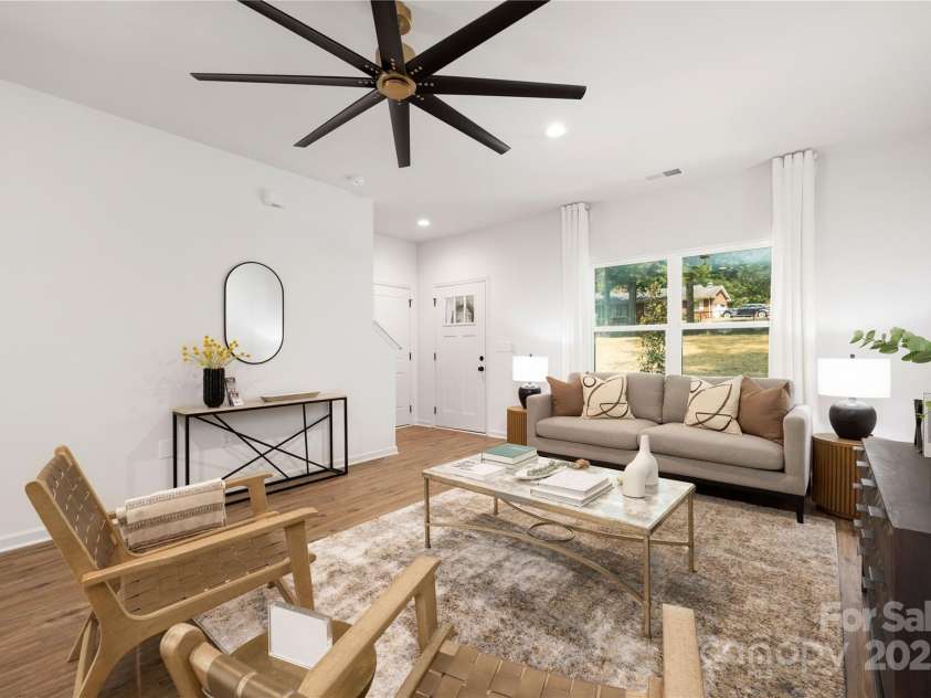 6524 Robert Street, Huntersville, NC 28078.  MLS# CAR4246721, YatesRealty ID 12827. Representation