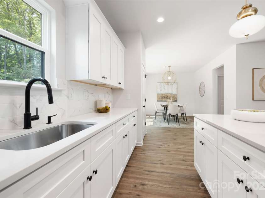 6524 Robert Street, Huntersville, NC 28078.  MLS# CAR4246721, YatesRealty ID 12827. Representation