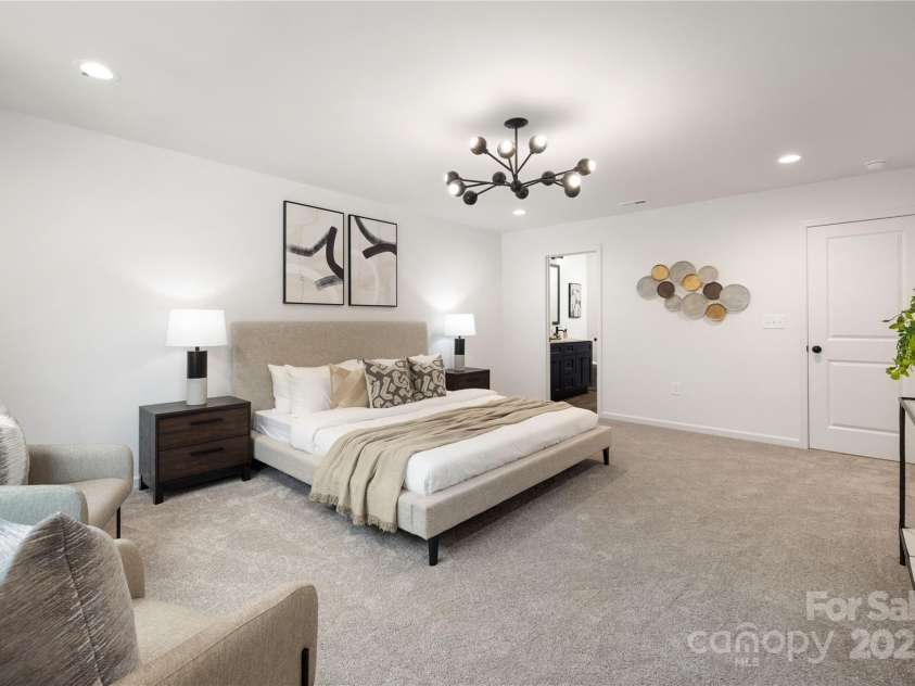 6524 Robert Street, Huntersville, NC 28078.  MLS# CAR4246721, YatesRealty ID 12827. Representation