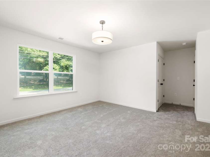6524 Robert Street, Huntersville, NC 28078.  MLS# CAR4246721, YatesRealty ID 12827. Representation