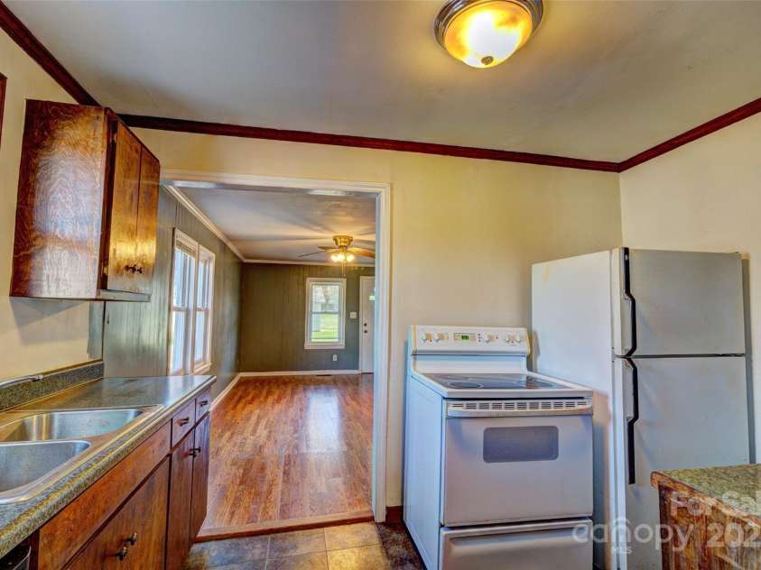 100 3rd Street, Cherryville, NC 28021.  MLS# CAR4240655, YatesRealty ID 12828. 