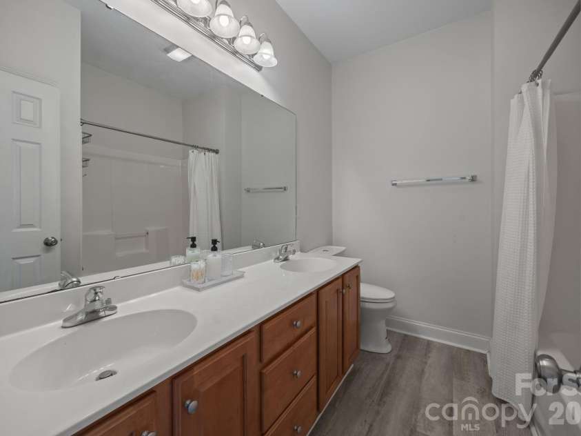 6727 Heritage Orchard Way, Huntersville, NC 28078.  MLS# CAR4370025, YatesRealty ID 12829. 
