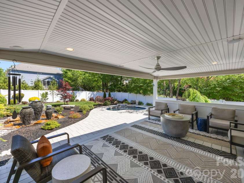 6727 Heritage Orchard Way, Huntersville, NC 28078.  MLS# CAR4370025, YatesRealty ID 12829. 