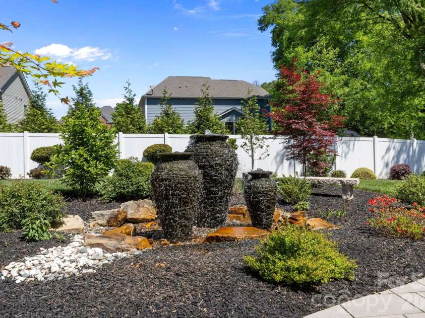 6727 Heritage Orchard Way, Huntersville, NC 28078.  MLS# CAR4370025, YatesRealty ID 12829. 