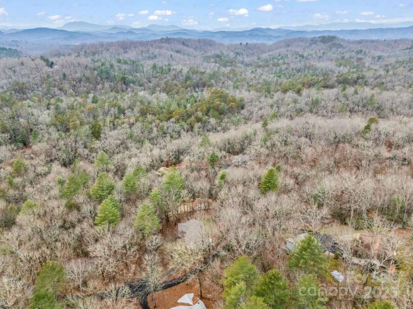 38 Renea Drive, Brevard, NC 28712.  MLS# CAR4325098, YatesRealty ID 1283. 