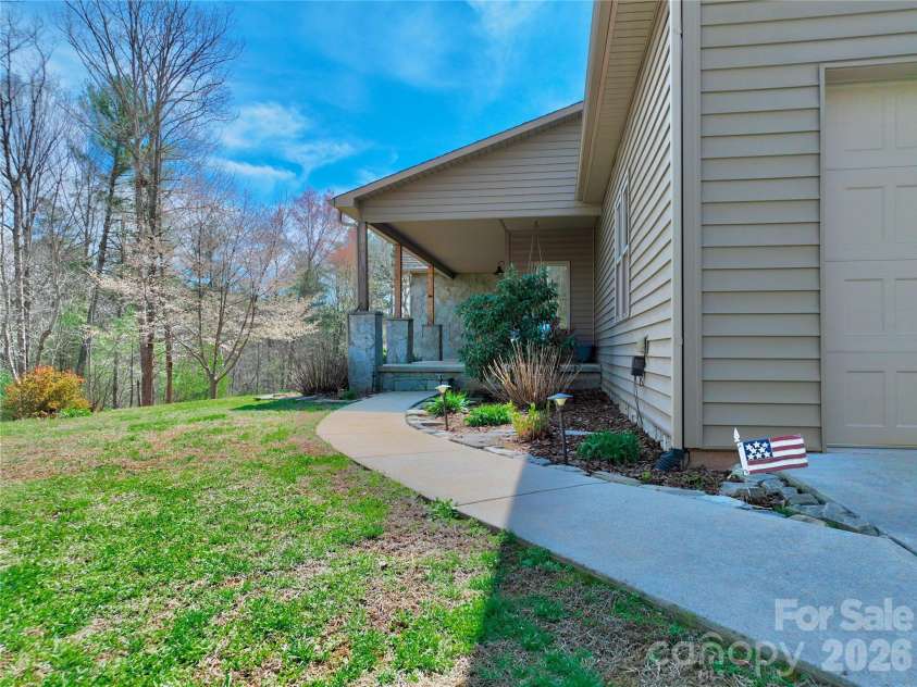 2573 Dogwood Vista, Lenoir, NC 28645.  MLS# CAR4362601, YatesRealty ID 12831. 