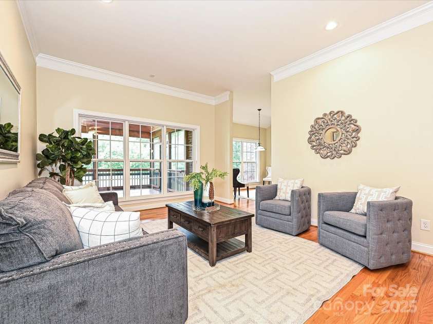 6144 Abergele Lane, Matthews, NC 28104.  MLS# CAR4241009, YatesRealty ID 12831. 