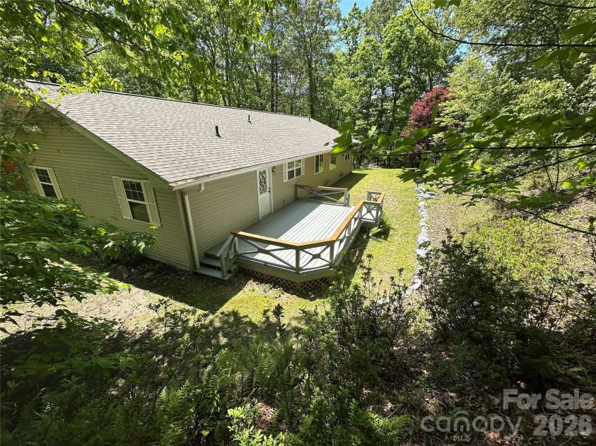 177 Country Road, Brevard, NC 28712.  MLS# CAR4331817, YatesRealty ID 12832. 