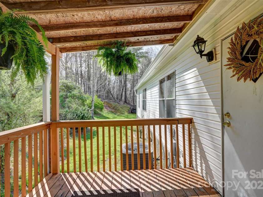 89 Mount Airy Road, Marshall, NC 28753.  MLS# CAR4248470, YatesRealty ID 12832. 