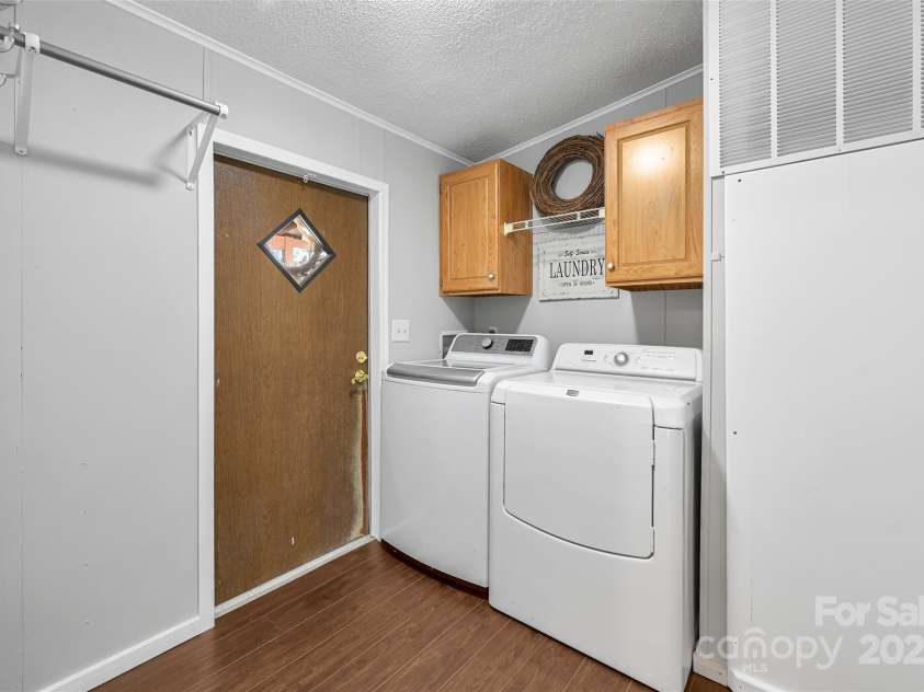 89 Mount Airy Road, Marshall, NC 28753.  MLS# CAR4248470, YatesRealty ID 12832. 