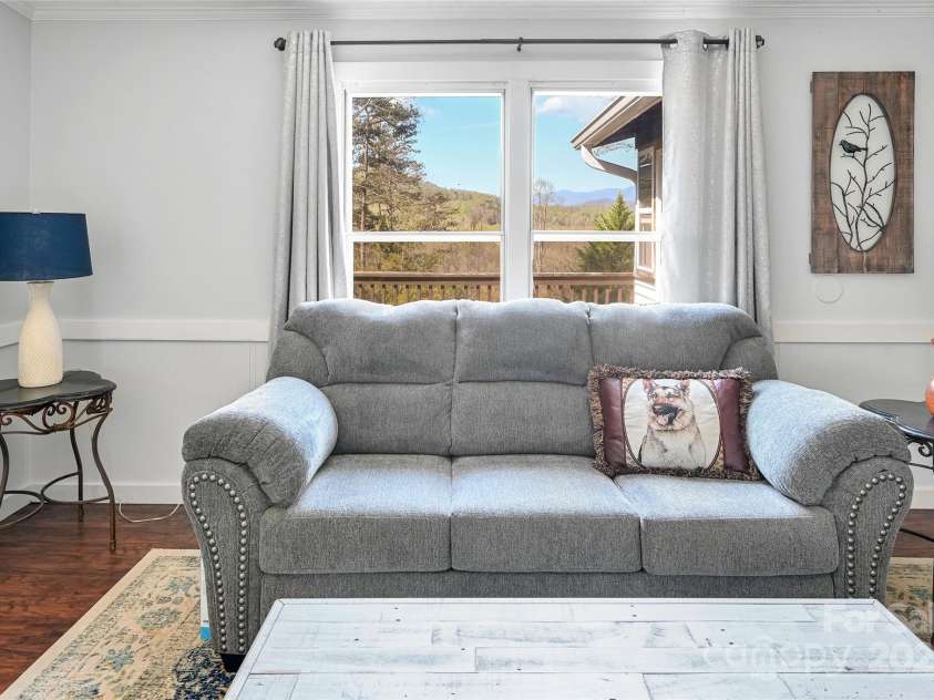 89 Mount Airy Road, Marshall, NC 28753.  MLS# CAR4248470, YatesRealty ID 12832. 