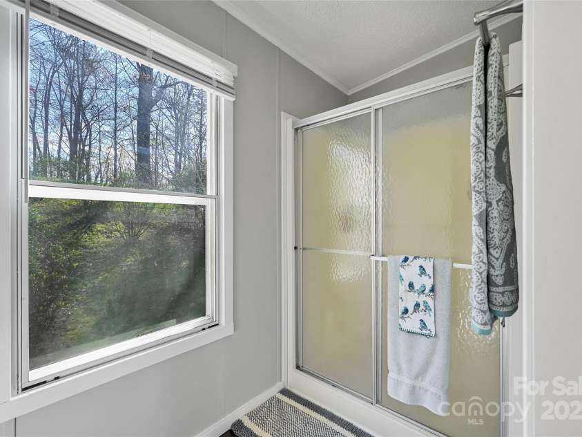 89 Mount Airy Road, Marshall, NC 28753.  MLS# CAR4248470, YatesRealty ID 12832. 