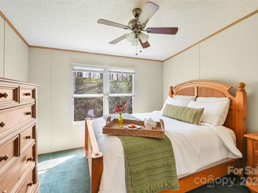 89 Mount Airy Road, Marshall, NC 28753.  MLS# CAR4248470, YatesRealty ID 12832. 