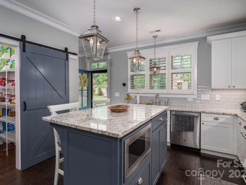 413 Nobles Way, Belmont, NC 28012.  MLS# CAR4249214, YatesRealty ID 12834. 