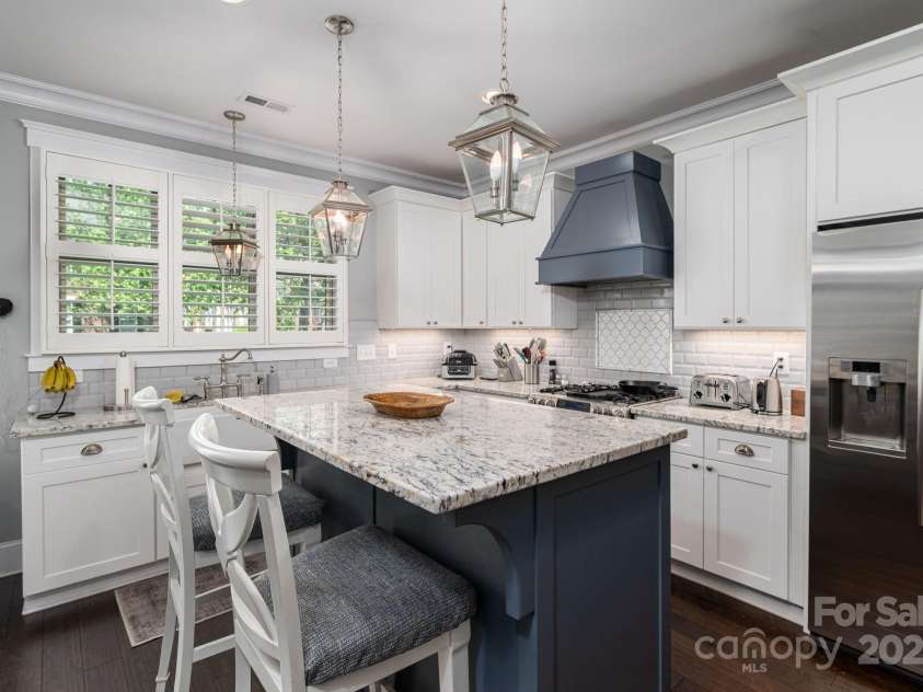 413 Nobles Way, Belmont, NC 28012.  MLS# CAR4249214, YatesRealty ID 12834. 