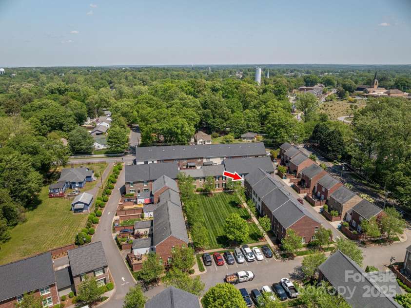 413 Nobles Way, Belmont, NC 28012.  MLS# CAR4249214, YatesRealty ID 12834. 