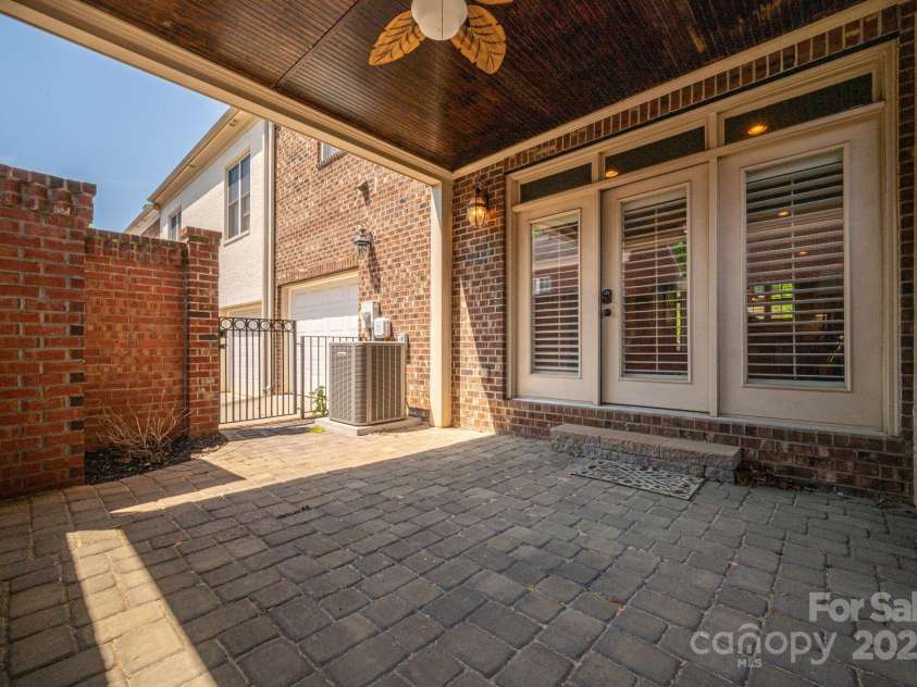 413 Nobles Way, Belmont, NC 28012.  MLS# CAR4249214, YatesRealty ID 12834. 