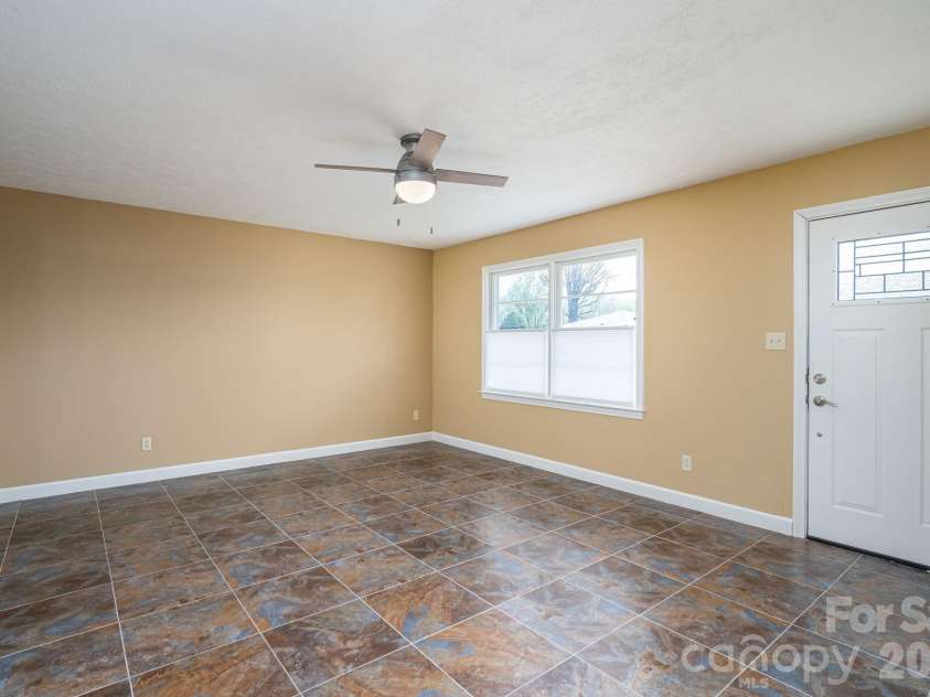 202 Clark Street, Morganton, NC 28655.  MLS# CAR4361129, YatesRealty ID 12835. Den