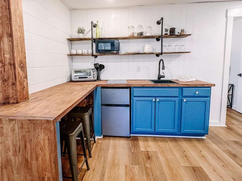 805 Reems Creek Road, Weaverville, NC 28787.  MLS# CAR4206802, YatesRealty ID 12835. Cute kitchenette with open shelving.