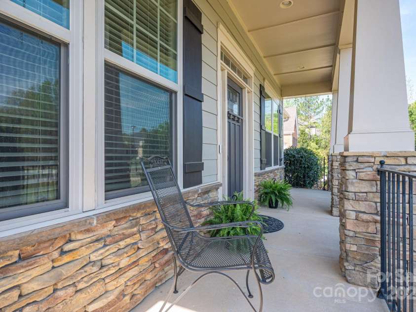 6352 Willow Farm Drive, Denver, NC 28037.  MLS# CAR4244806, YatesRealty ID 12836. 