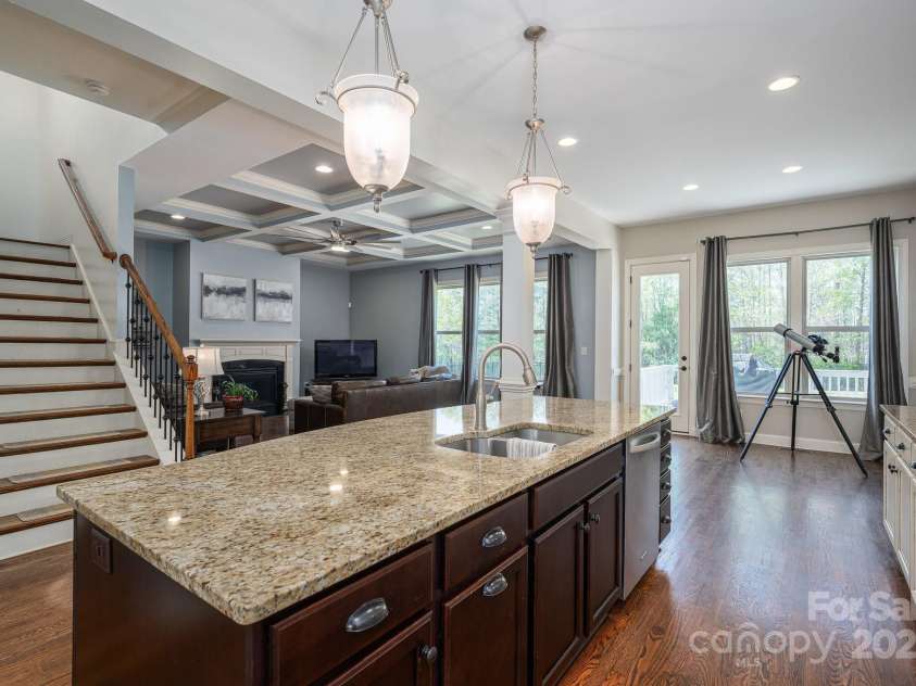 6352 Willow Farm Drive, Denver, NC 28037.  MLS# CAR4244806, YatesRealty ID 12836. 