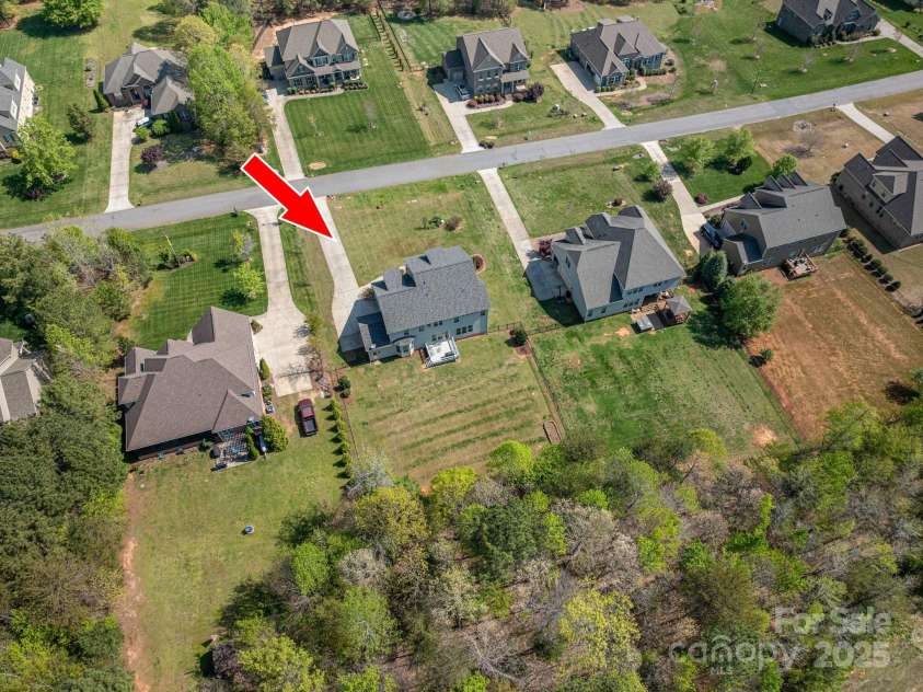 6352 Willow Farm Drive, Denver, NC 28037.  MLS# CAR4244806, YatesRealty ID 12836. 