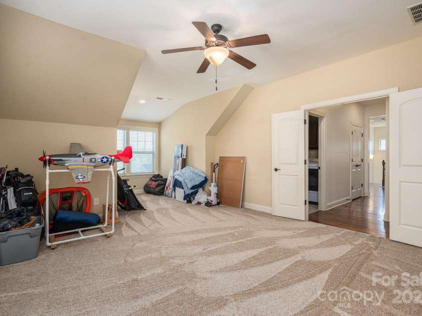 6352 Willow Farm Drive, Denver, NC 28037.  MLS# CAR4244806, YatesRealty ID 12836. Spacious bonus room