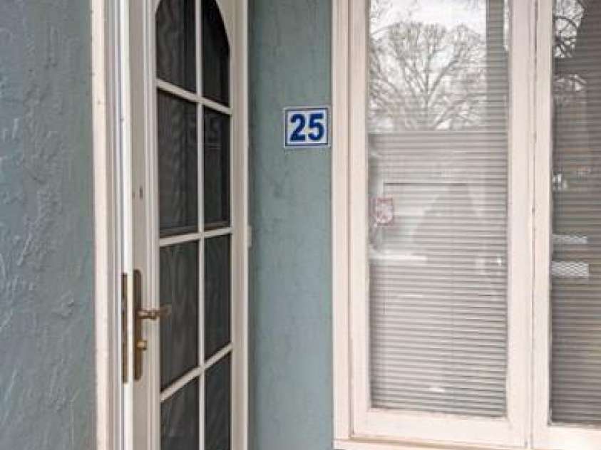1903 Beechtree Court, Charlotte, NC 28210.  MLS# CAR4347557, YatesRealty ID 12837. 1903-25 Beechtree