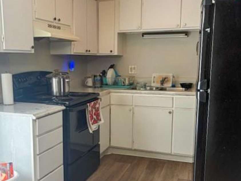 1903 Beechtree Court, Charlotte, NC 28210.  MLS# CAR4347557, YatesRealty ID 12837. 1903-25 Beechtree