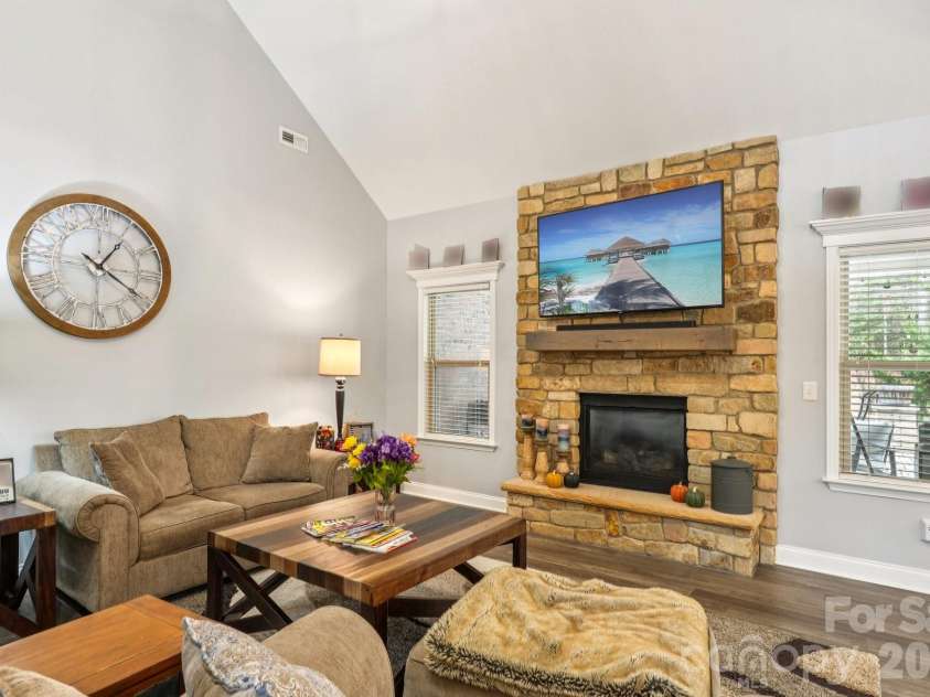 4013 Spindrift Cove, Denver, NC 28037.  MLS# CAR4350833, YatesRealty ID 12838. 
