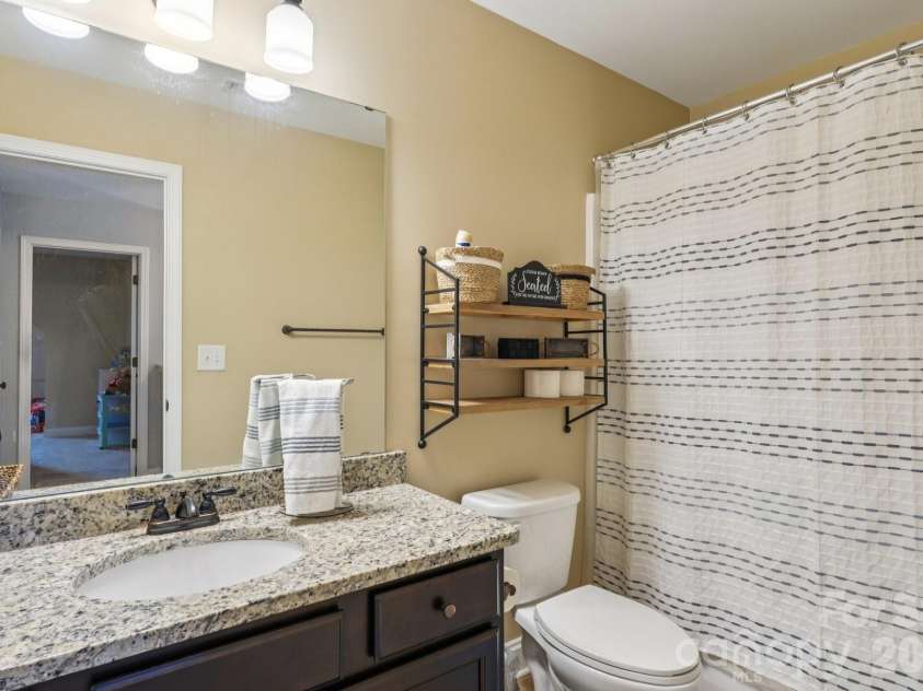 4013 Spindrift Cove, Denver, NC 28037.  MLS# CAR4350833, YatesRealty ID 12838. 