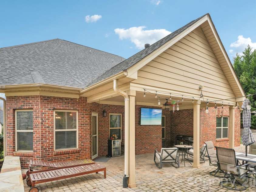 4013 Spindrift Cove, Denver, NC 28037.  MLS# CAR4350833, YatesRealty ID 12838. 