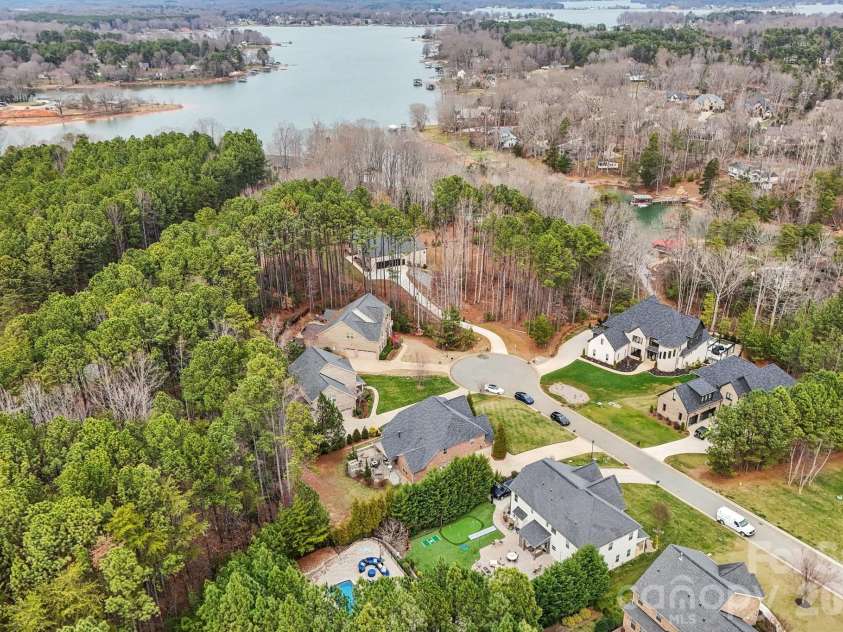 4013 Spindrift Cove, Denver, NC 28037.  MLS# CAR4350833, YatesRealty ID 12838. 