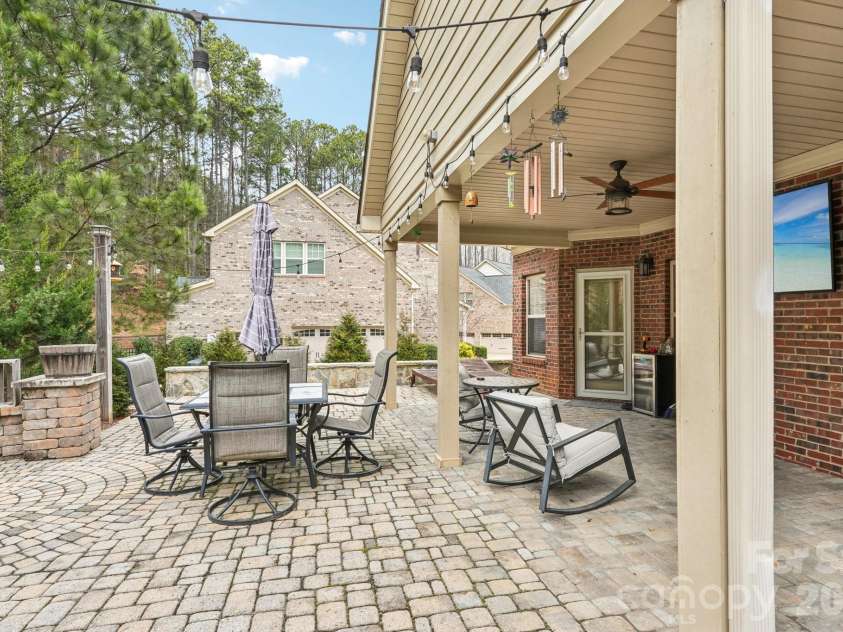 4013 Spindrift Cove, Denver, NC 28037.  MLS# CAR4350833, YatesRealty ID 12838. 
