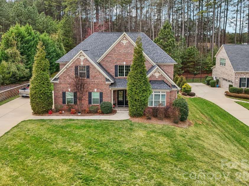 4013 Spindrift Cove, Denver, NC 28037.  MLS# CAR4350833, YatesRealty ID 12838. 