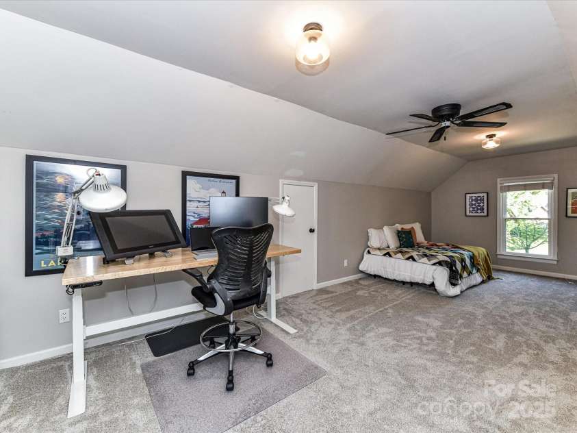 5043 Hickory Lake Lane, Matthews, NC 28105.  MLS# CAR4243807, YatesRealty ID 12839. Bonus Room