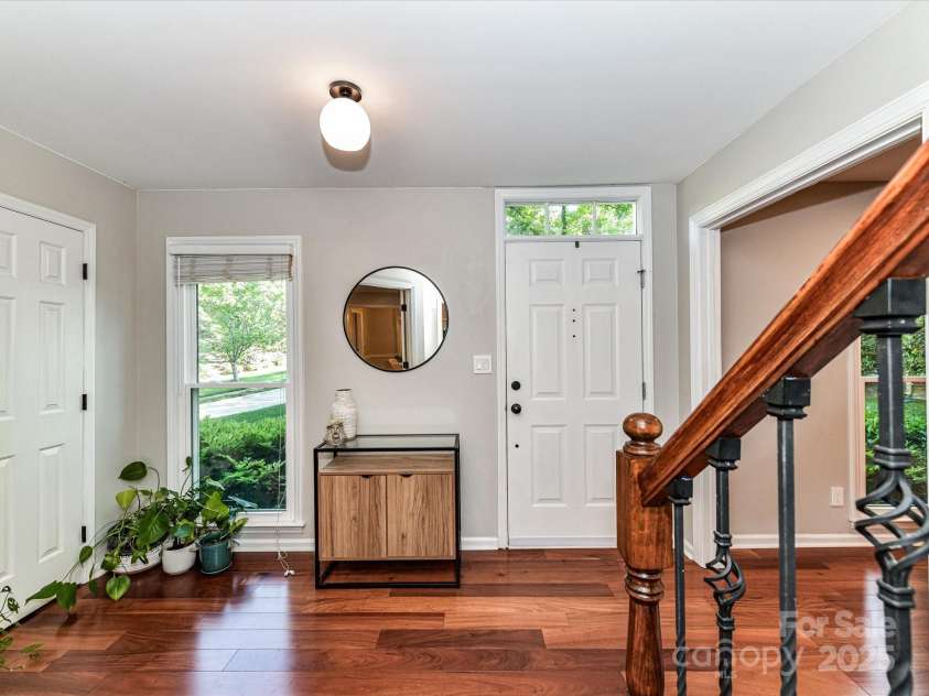 5043 Hickory Lake Lane, Matthews, NC 28105.  MLS# CAR4243807, YatesRealty ID 12839. Foyer