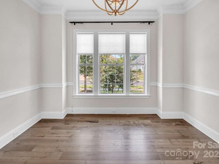 14008 Little Spring Court, Charlotte, NC 28278.  MLS# CAR4292968, YatesRealty ID 1284. 