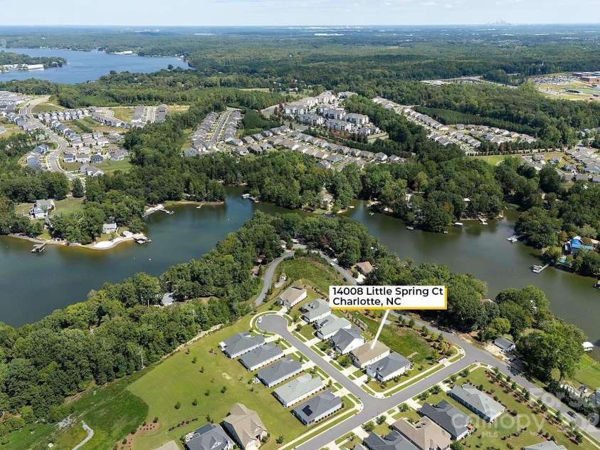14008 Little Spring Court, Charlotte, NC 28278.  MLS# CAR4292968, YatesRealty ID 1284. 