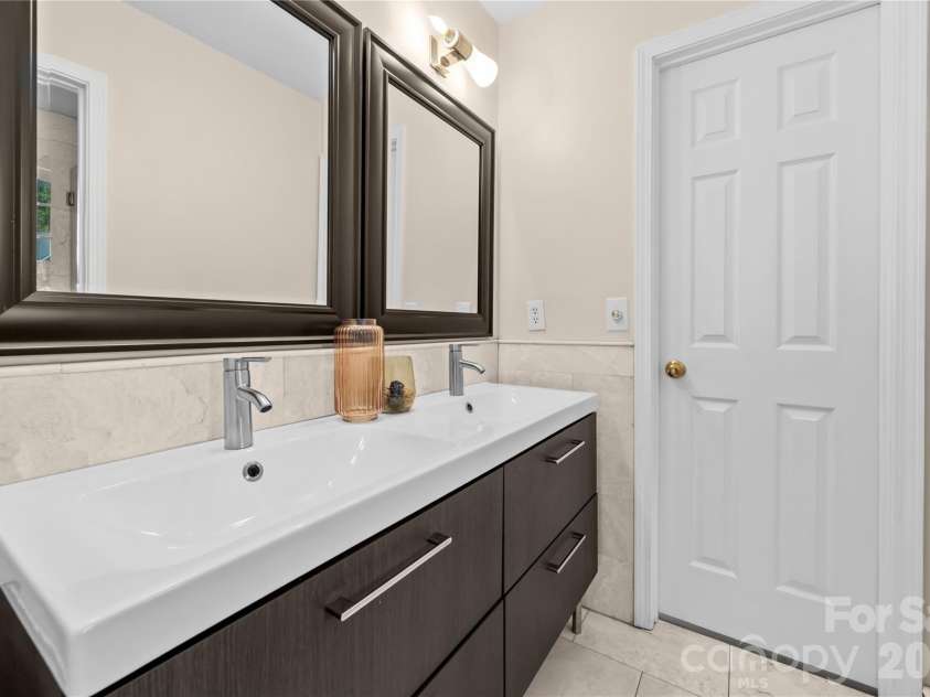 13338 Fremington Road, Huntersville, NC 28078.  MLS# CAR4345811, YatesRealty ID 12840. 