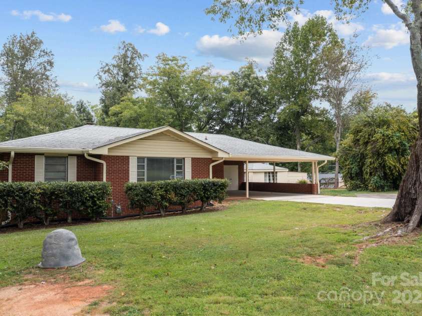 3430 Stokes Ferry Road, Salisbury, NC 28146.  MLS# CAR4249785, YatesRealty ID 12841. 