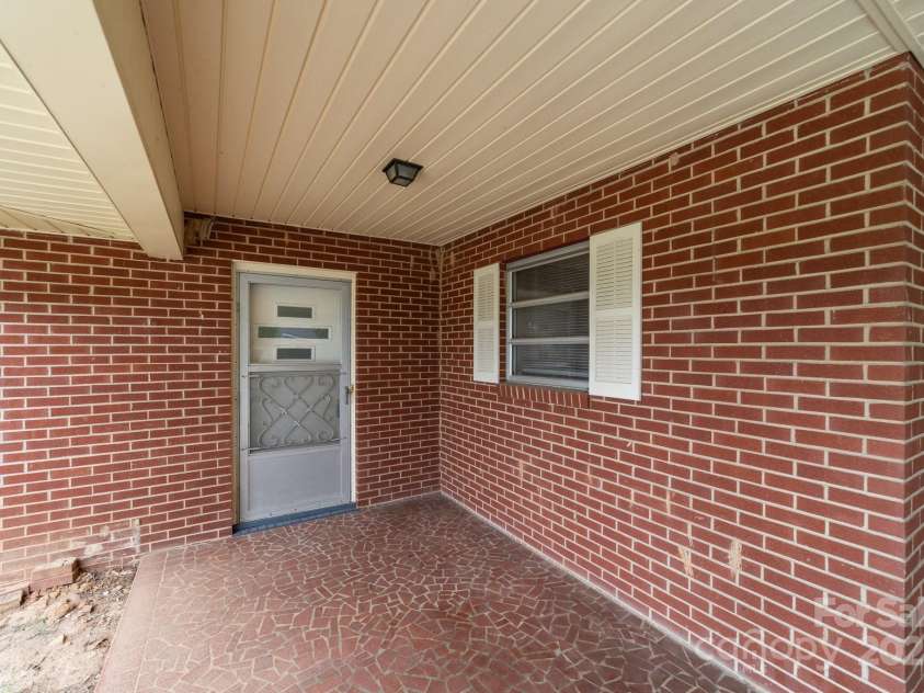 3430 Stokes Ferry Road, Salisbury, NC 28146.  MLS# CAR4249785, YatesRealty ID 12841. 