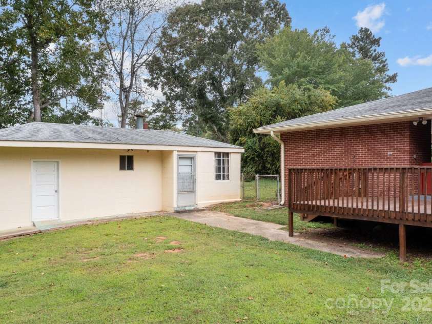 3430 Stokes Ferry Road, Salisbury, NC 28146.  MLS# CAR4249785, YatesRealty ID 12841. 