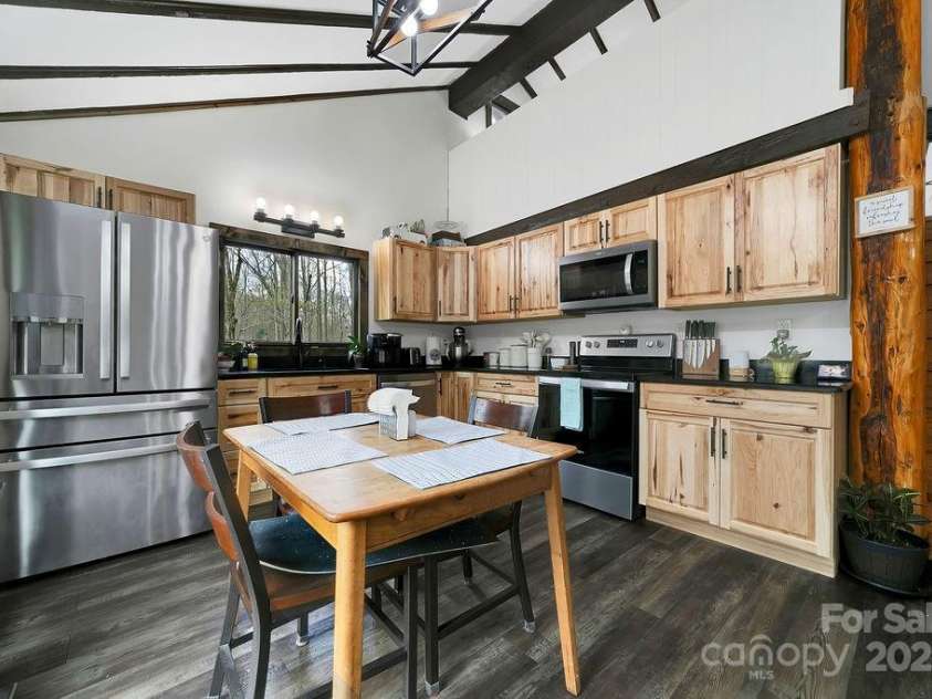 159 Willow Lane, Rosman, NC 28772.  MLS# CAR4247318, YatesRealty ID 12843. Beautiful Cabinets