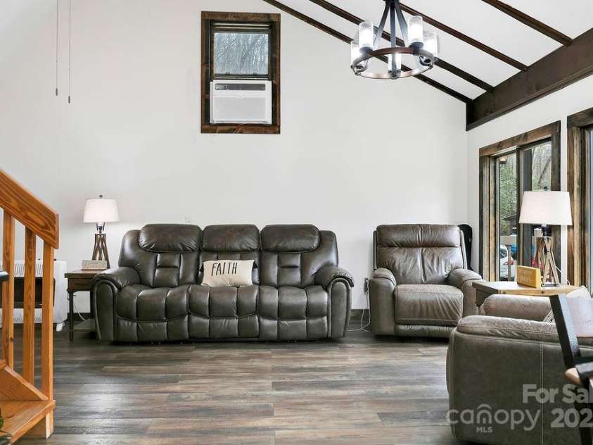 159 Willow Lane, Rosman, NC 28772.  MLS# CAR4247318, YatesRealty ID 12843. Dinning Area to Livingroom