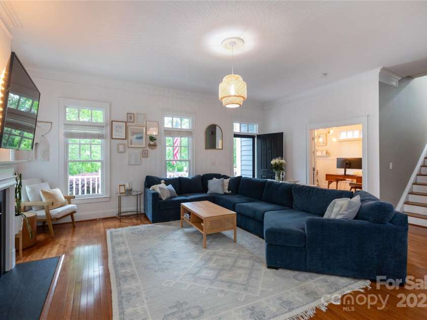 4516 Night Heron Lane, Charlotte, NC 28211.  MLS# CAR4257619, YatesRealty ID 12844. 