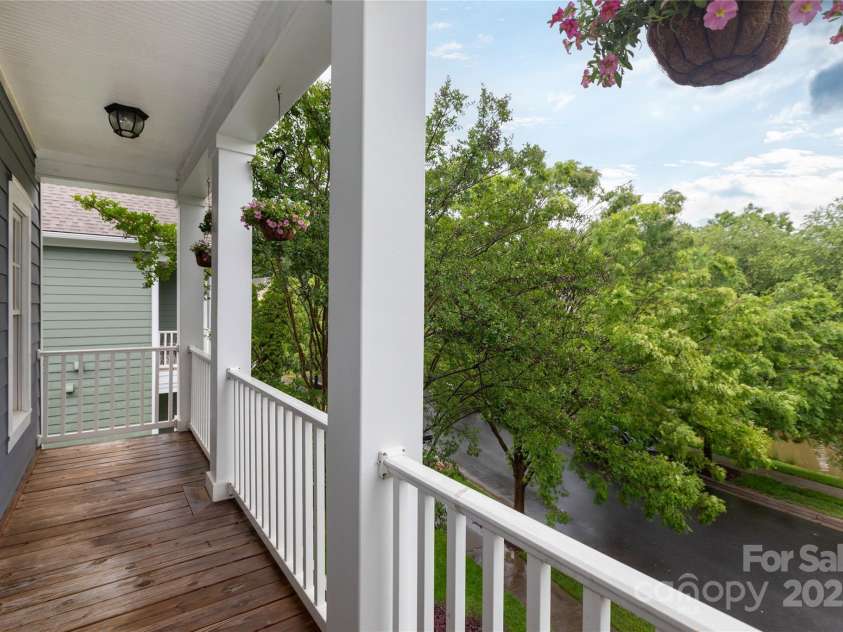 4516 Night Heron Lane, Charlotte, NC 28211.  MLS# CAR4257619, YatesRealty ID 12844. 