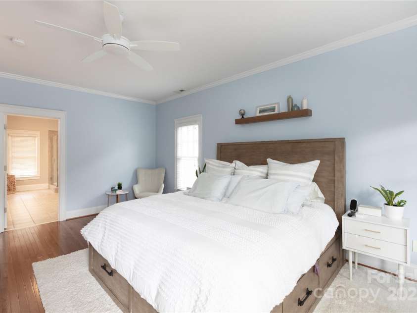 4516 Night Heron Lane, Charlotte, NC 28211.  MLS# CAR4257619, YatesRealty ID 12844. 