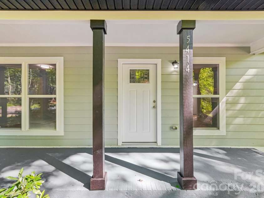 5414 Leaford Court, Charlotte, NC 28227.  MLS# CAR4368175, YatesRealty ID 12846. 